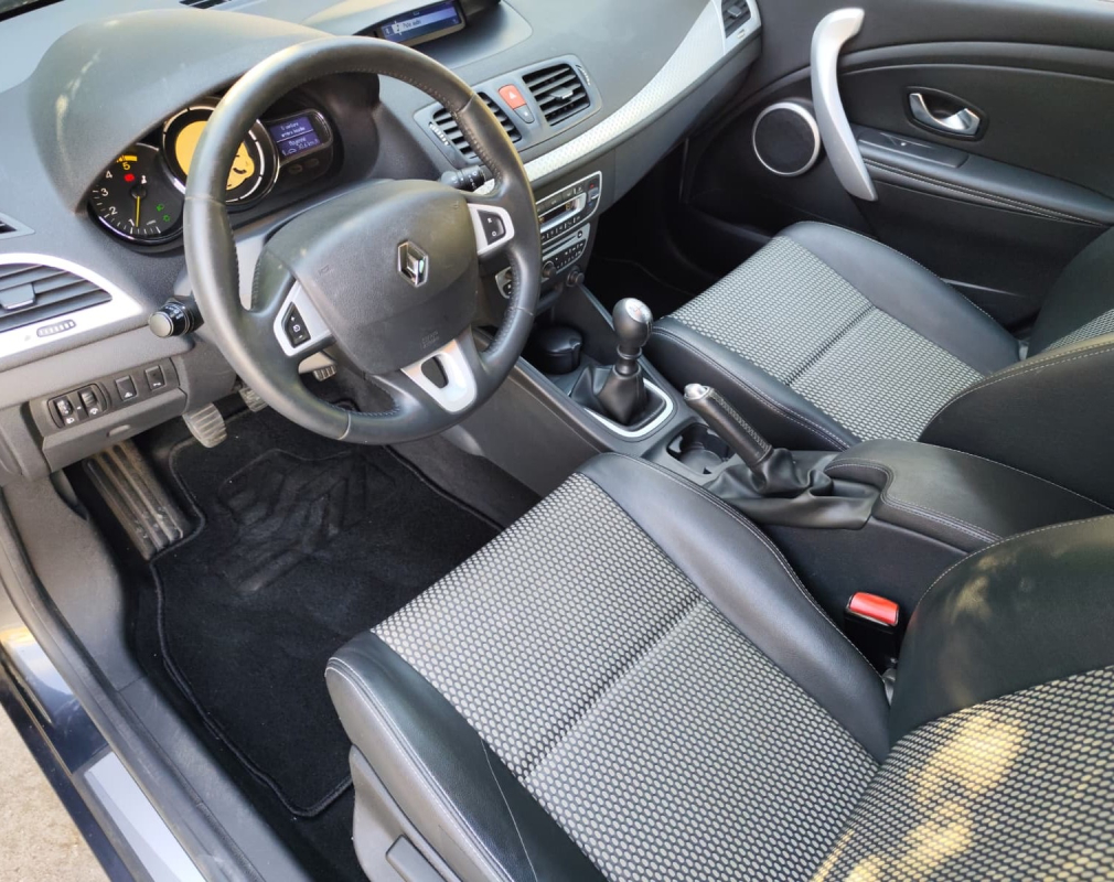 Renault Megane — 10