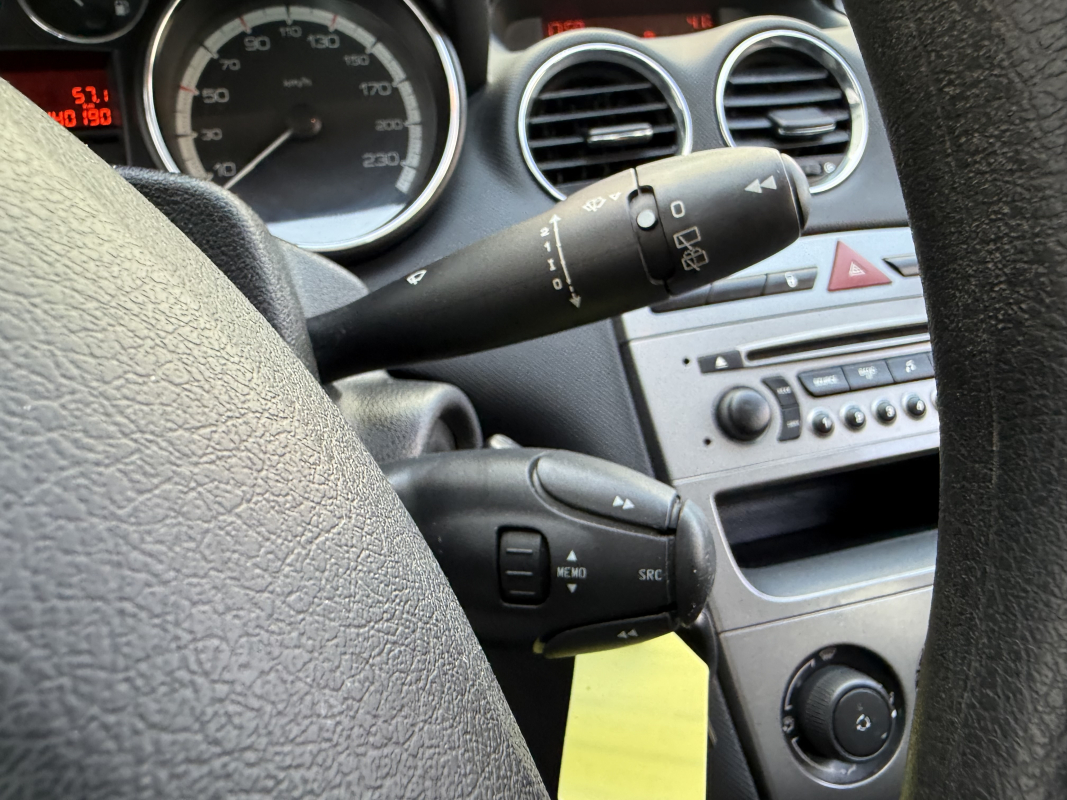 Peugeot 308 — 21