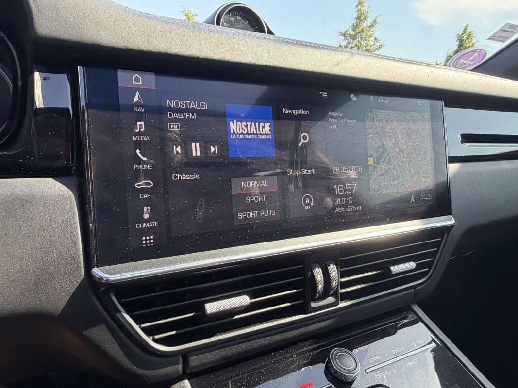 Porsche Cayenne — 21