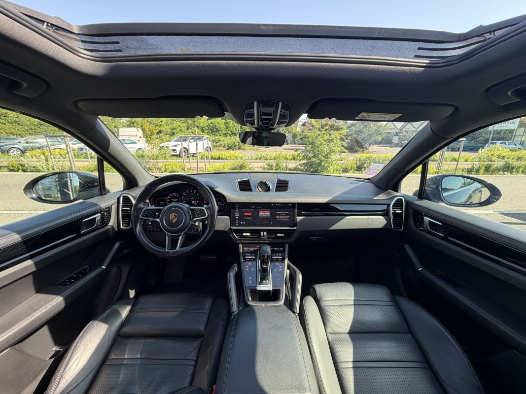 Porsche Cayenne — 8