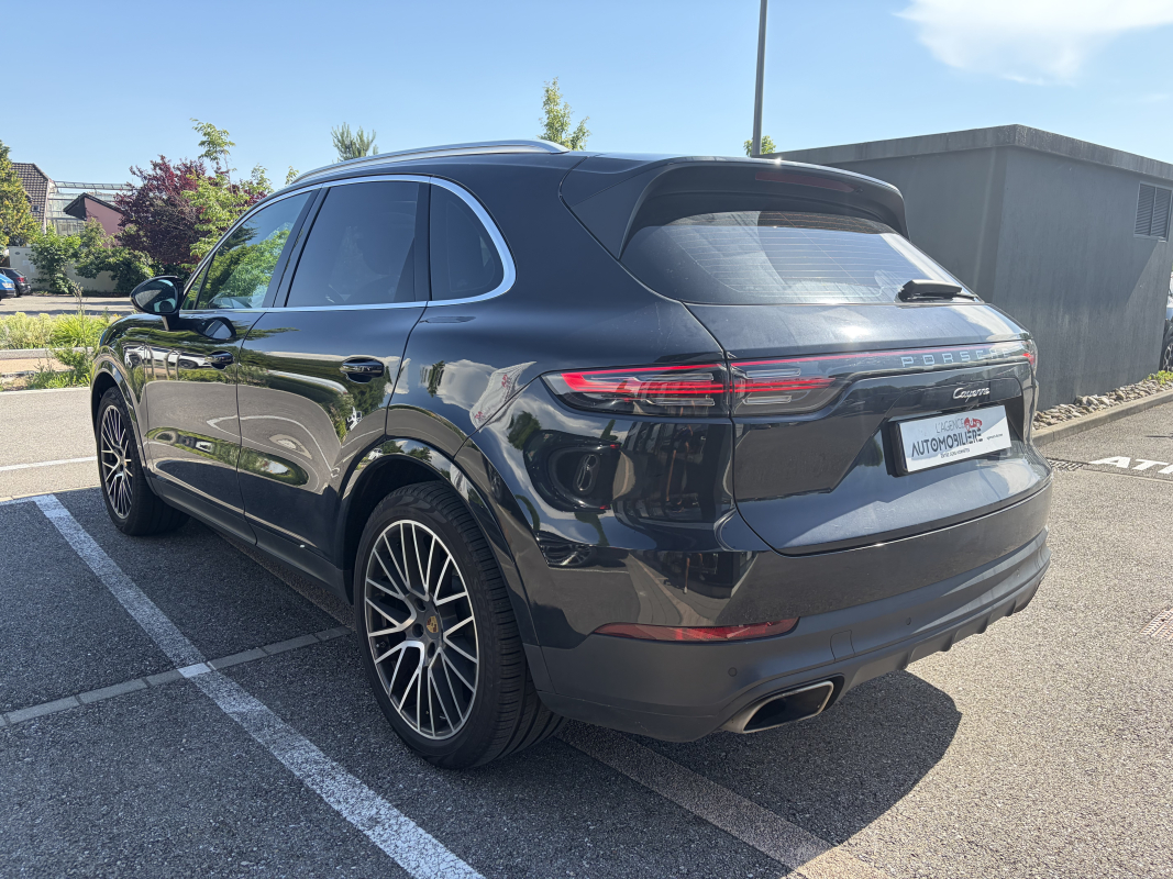 Porsche Cayenne — 5