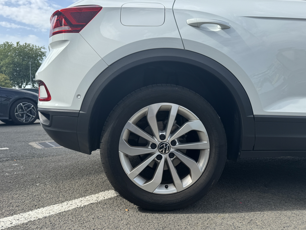 Volkswagen T-roc — 32