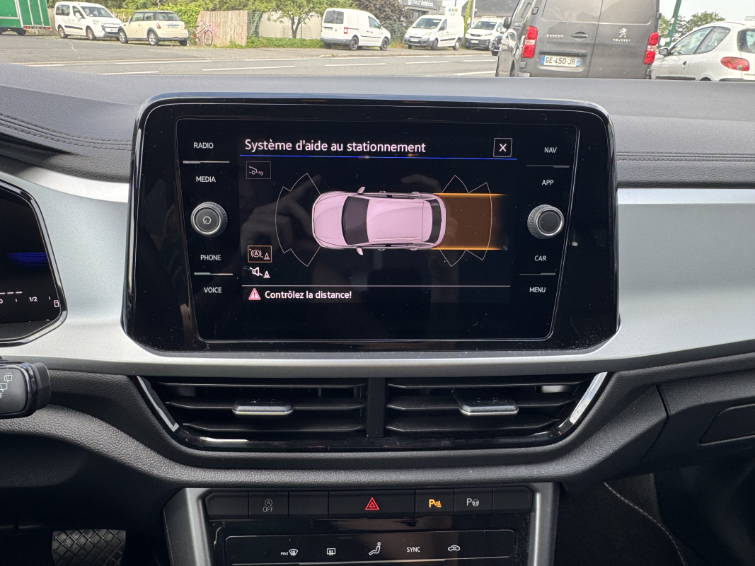 Volkswagen T-roc — 17