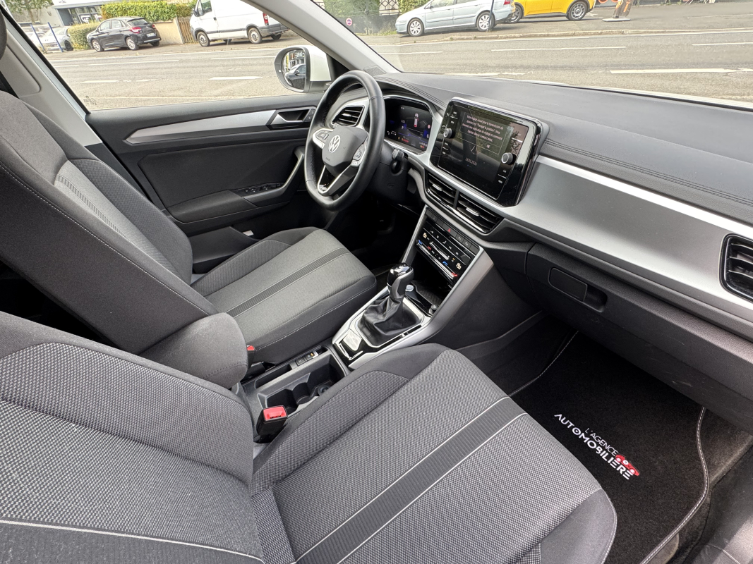 Volkswagen T-roc — 10