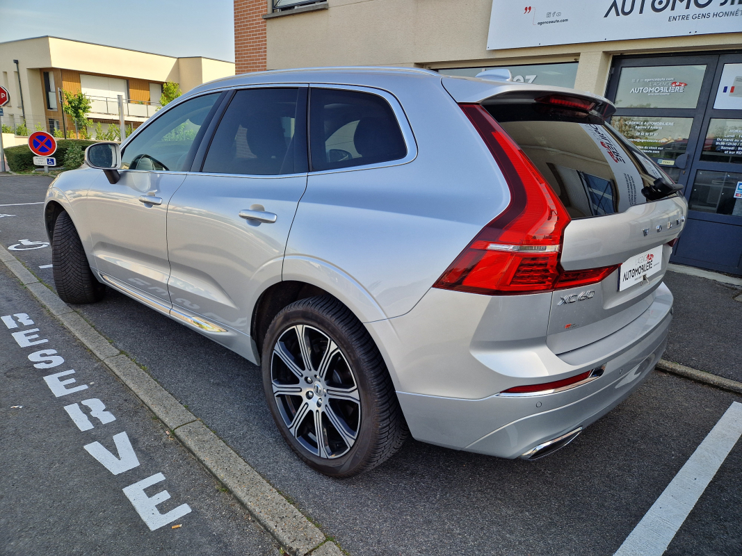 Volvo XC60 — 3