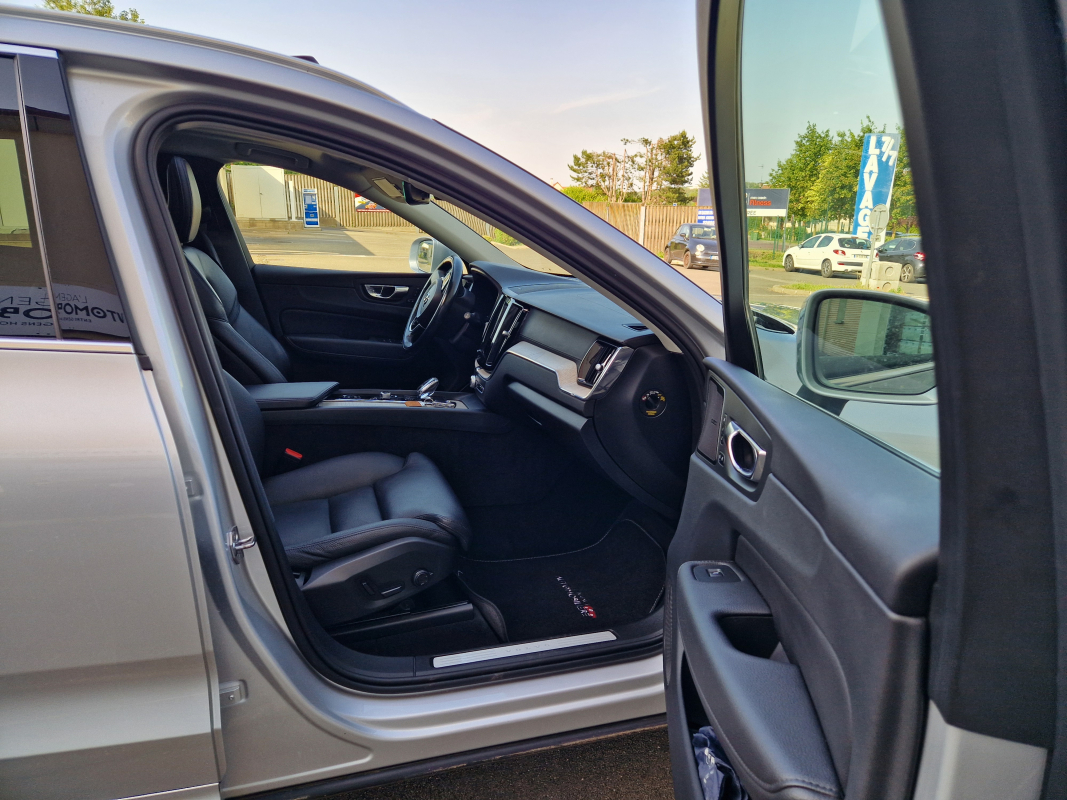 Volvo XC60 — 11