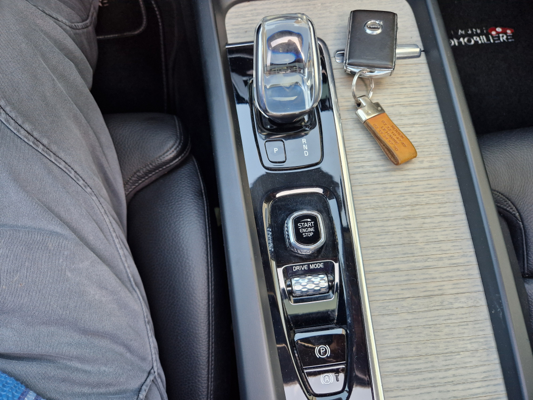 Volvo XC60 — 17