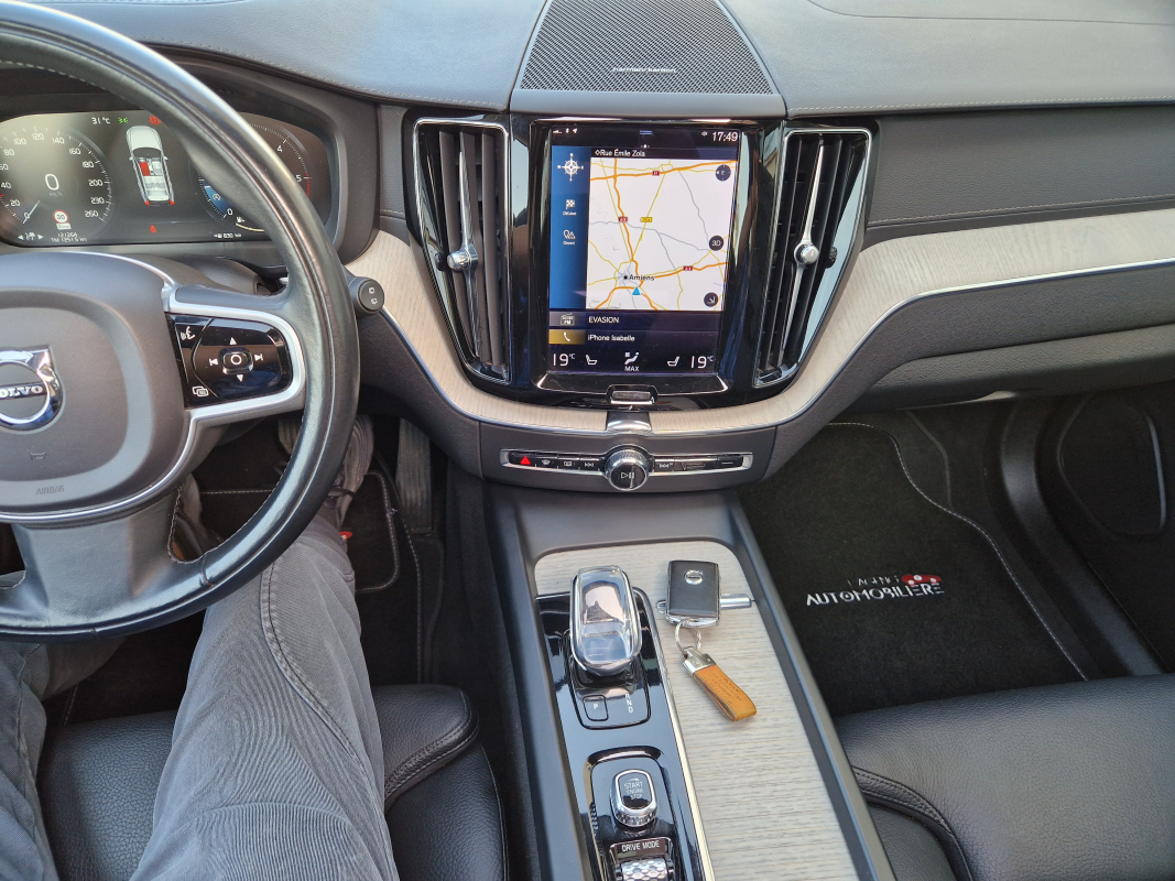 Volvo XC60 — 14