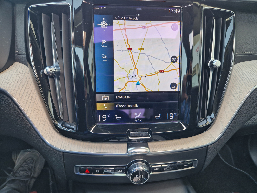 Volvo XC60 — 30