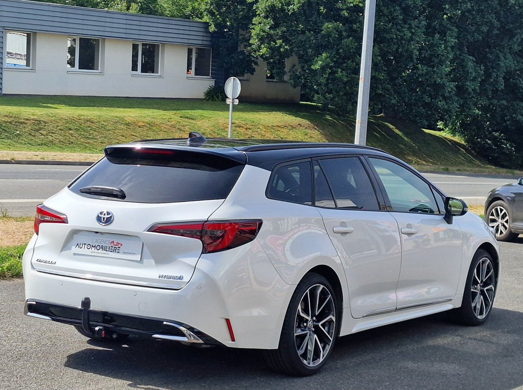 Toyota Corolla — 6