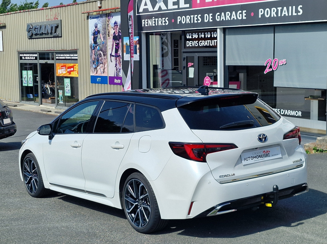 Toyota Corolla — 8