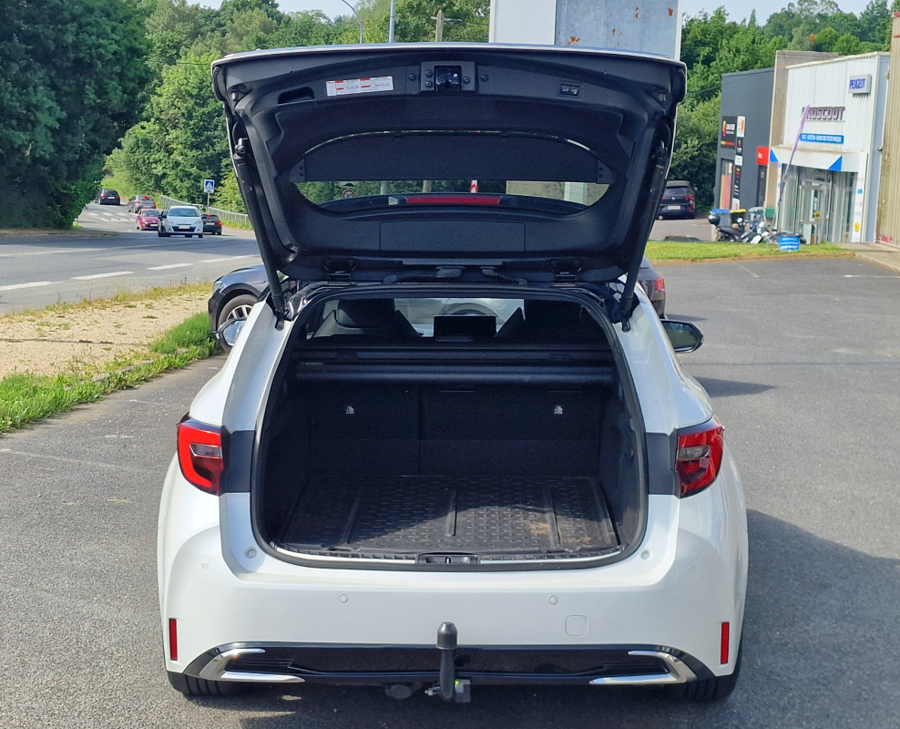 Toyota Corolla — 38