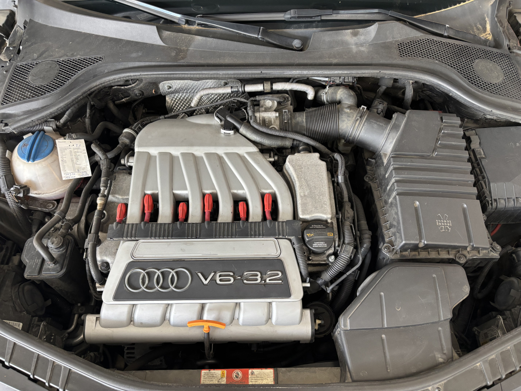 Audi TT Roadster — 32