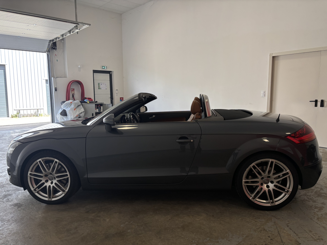 Audi TT Roadster — 5