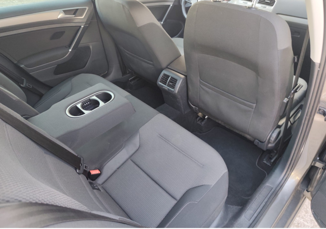 Volkswagen Golf SW — 16