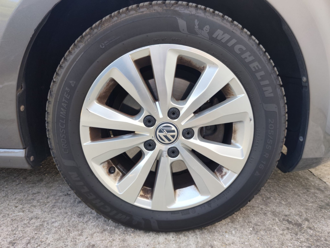 Volkswagen Golf SW — 29