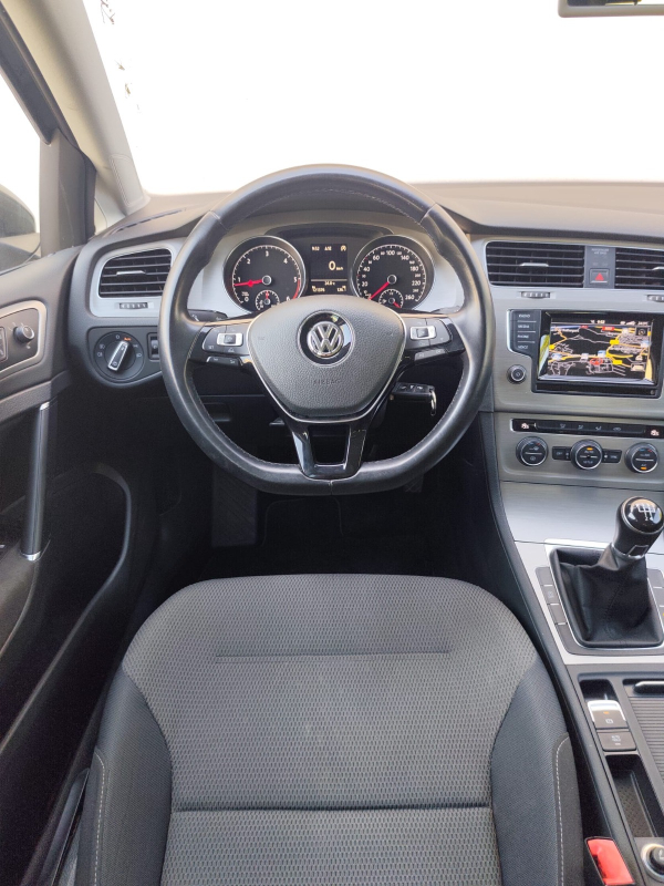 Volkswagen Golf SW — 20