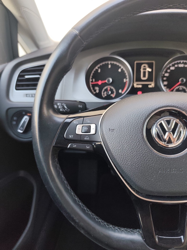 Volkswagen Golf SW — 26
