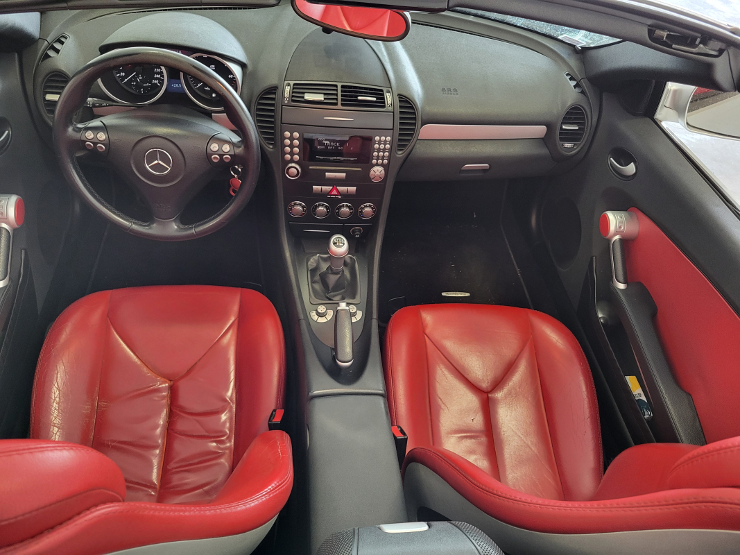 Mercedes SLK — 11
