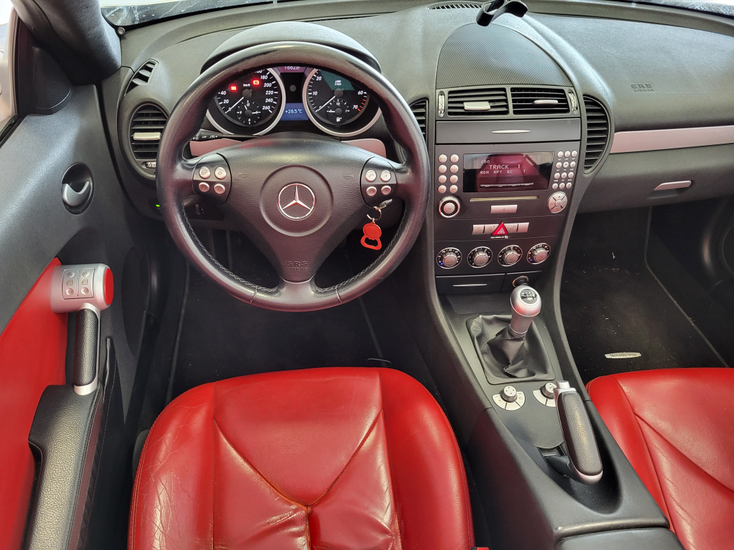 Mercedes SLK — 12