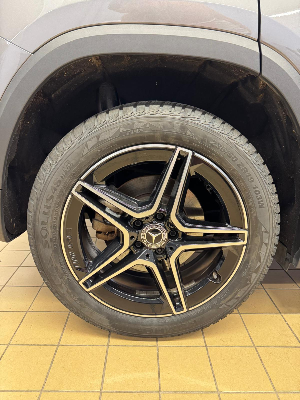 Mercedes Mercedes Gla — 39