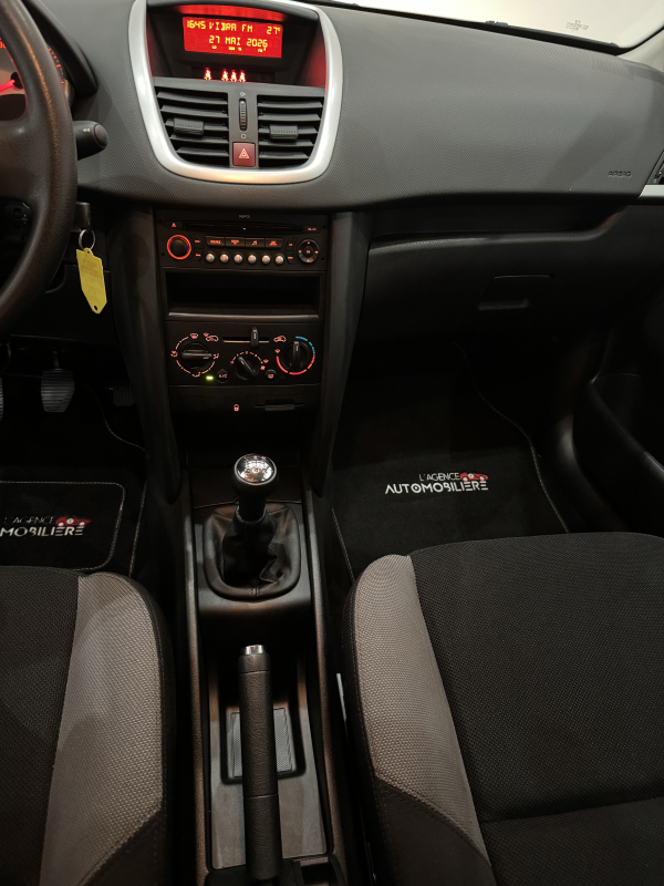Peugeot 207 — 27