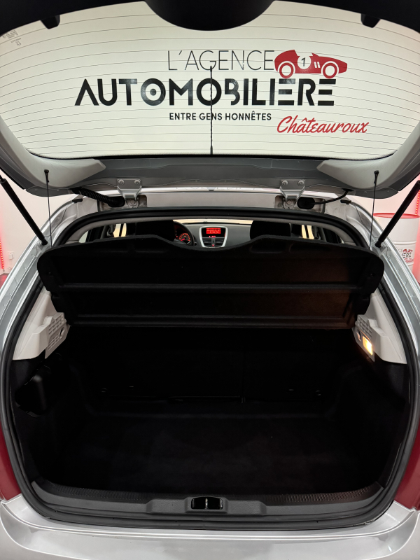 Peugeot 207 — 17
