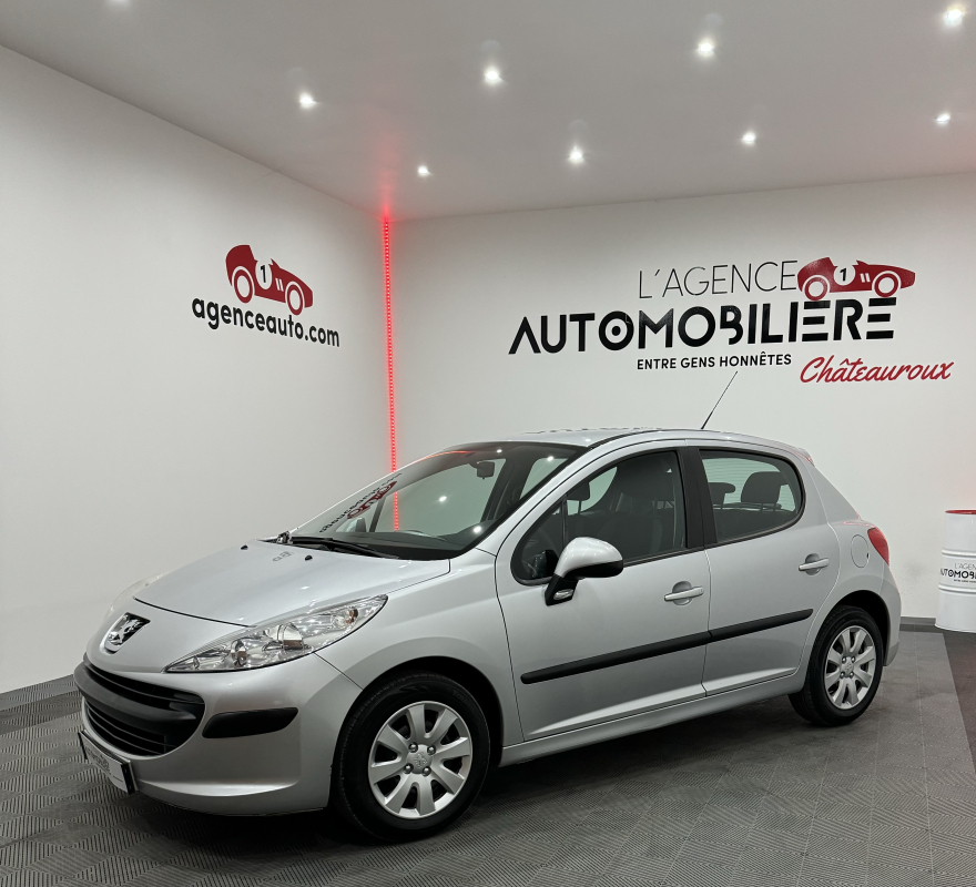 Peugeot 207 — 8