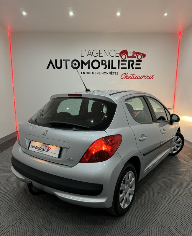 Peugeot 207 — 5