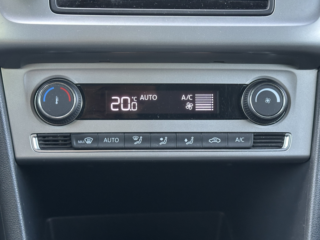 Volkswagen Polo — 17