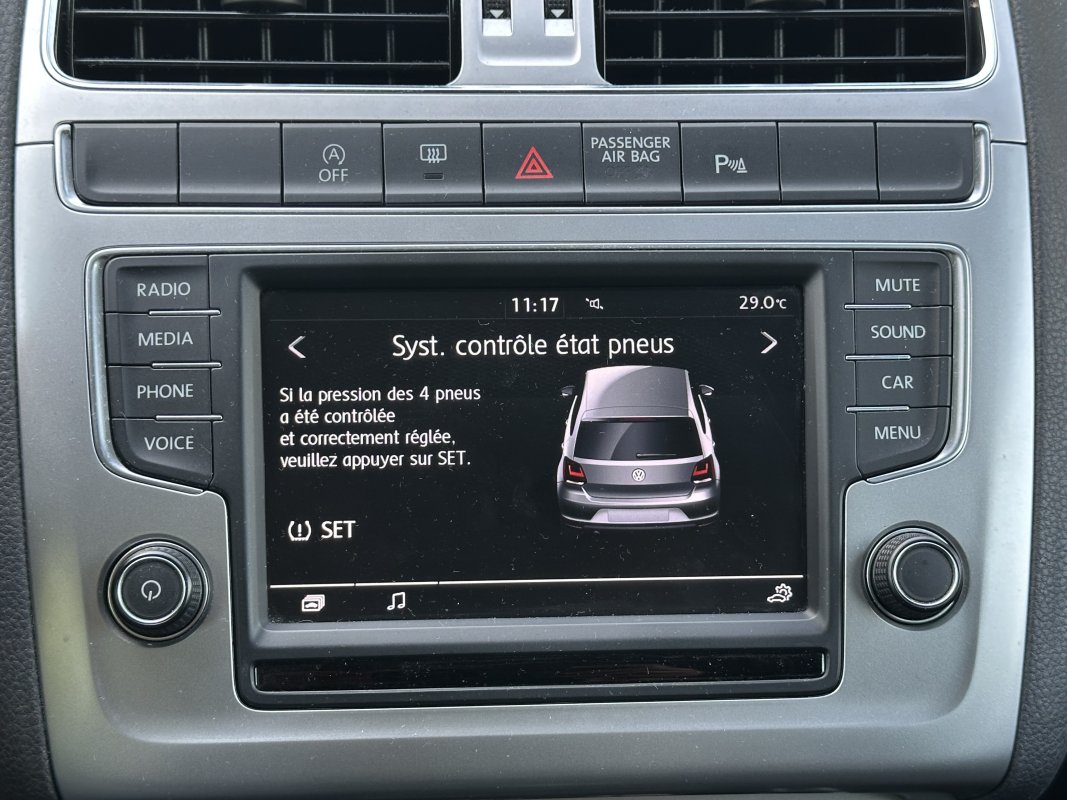 Volkswagen Polo — 27
