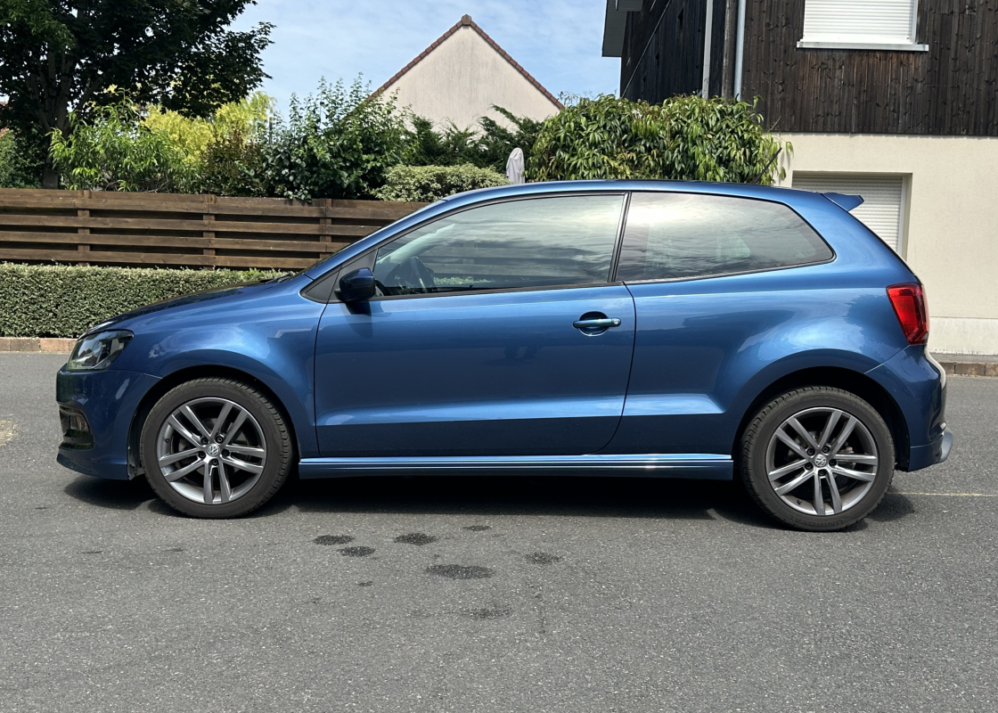 Volkswagen Polo — 2