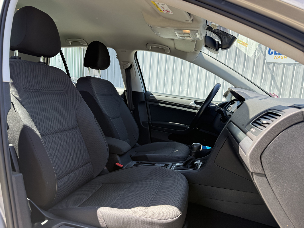 Volkswagen Golf — 13