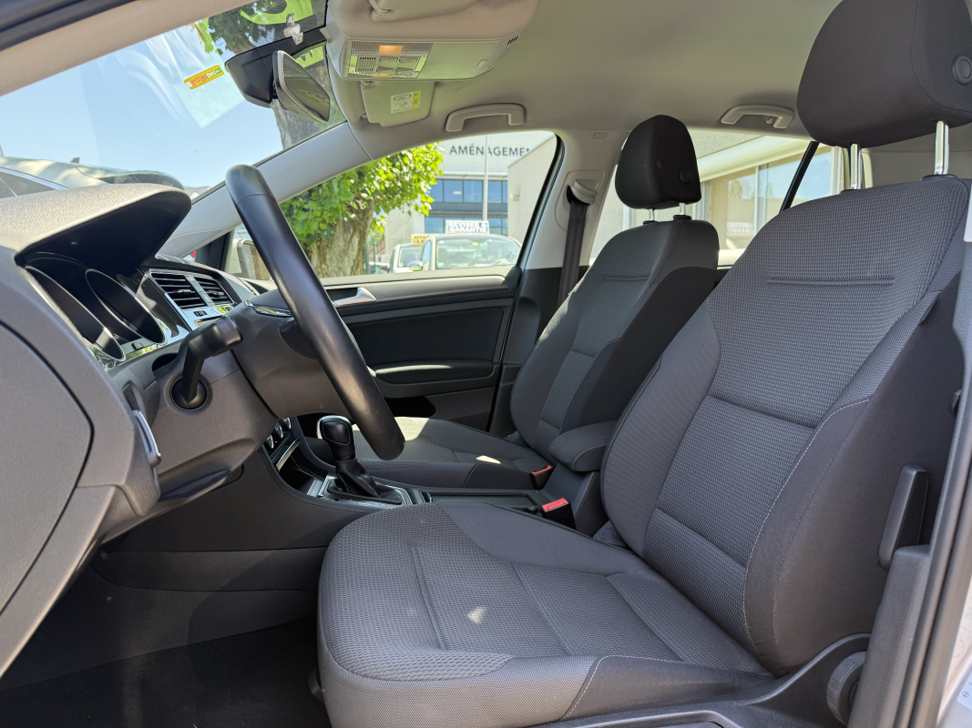 Volkswagen Golf — 8