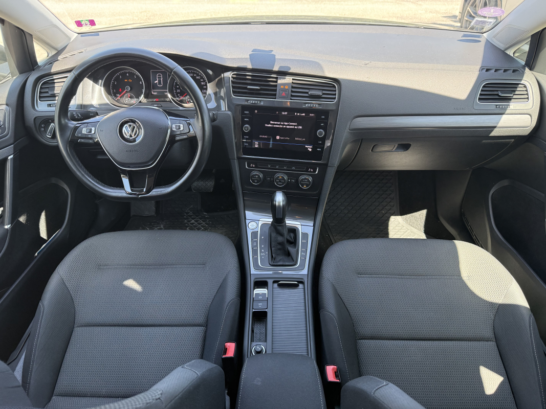 Volkswagen Golf — 9