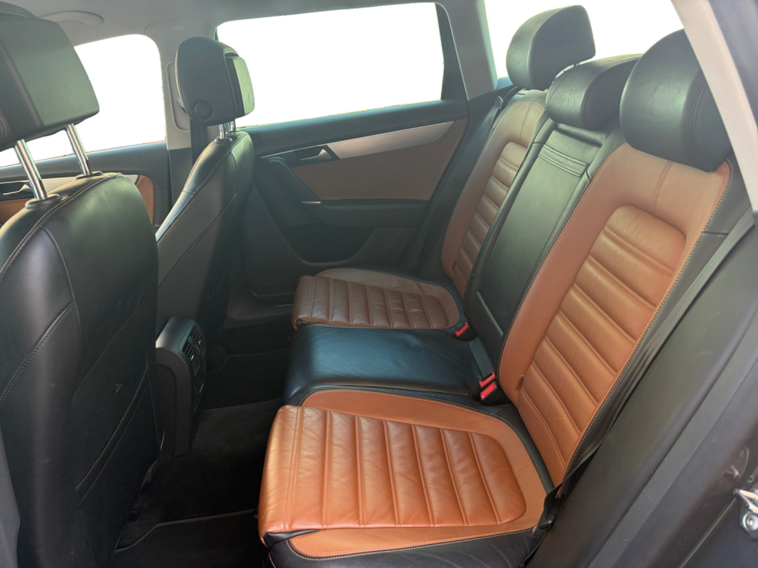 Volkswagen Passat SW — 15