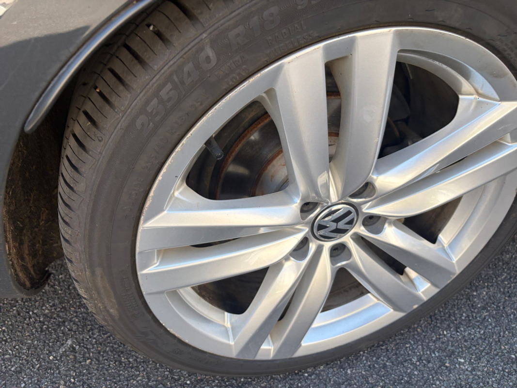 Volkswagen Passat SW — 24