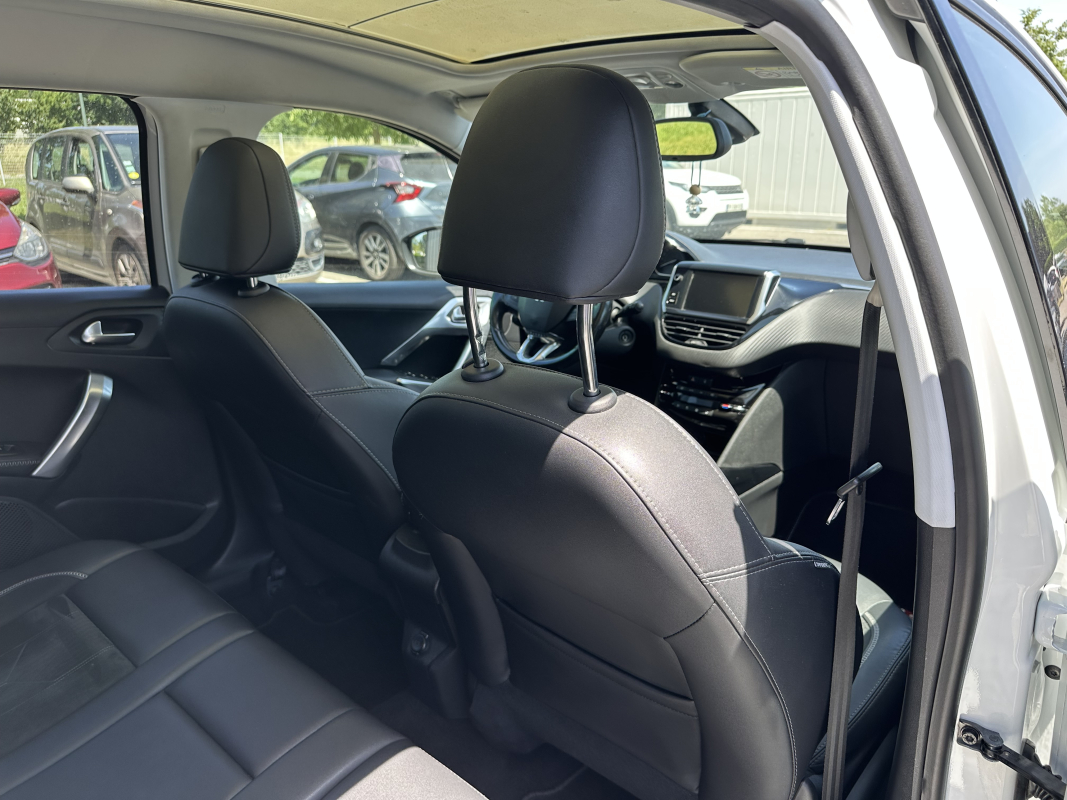 Peugeot 2008 — 22