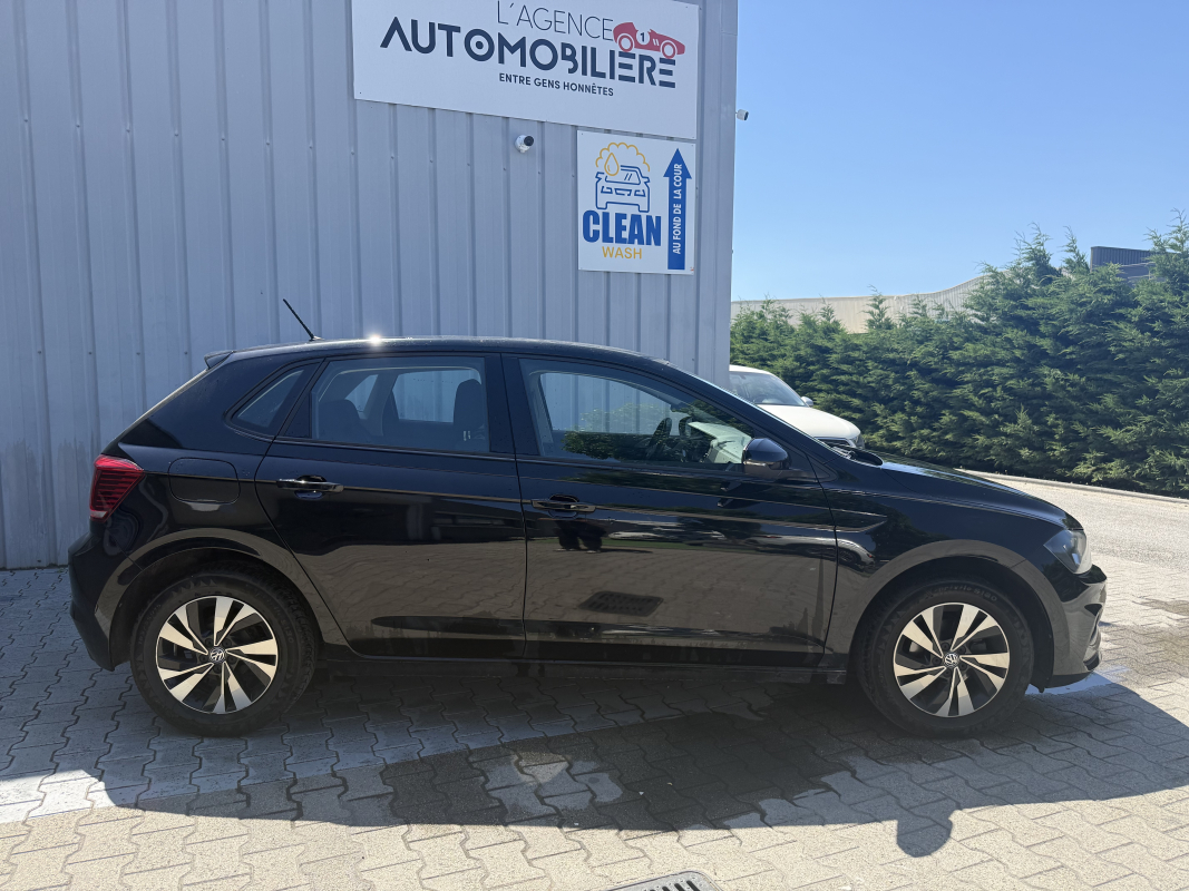 Volkswagen Polo — 2