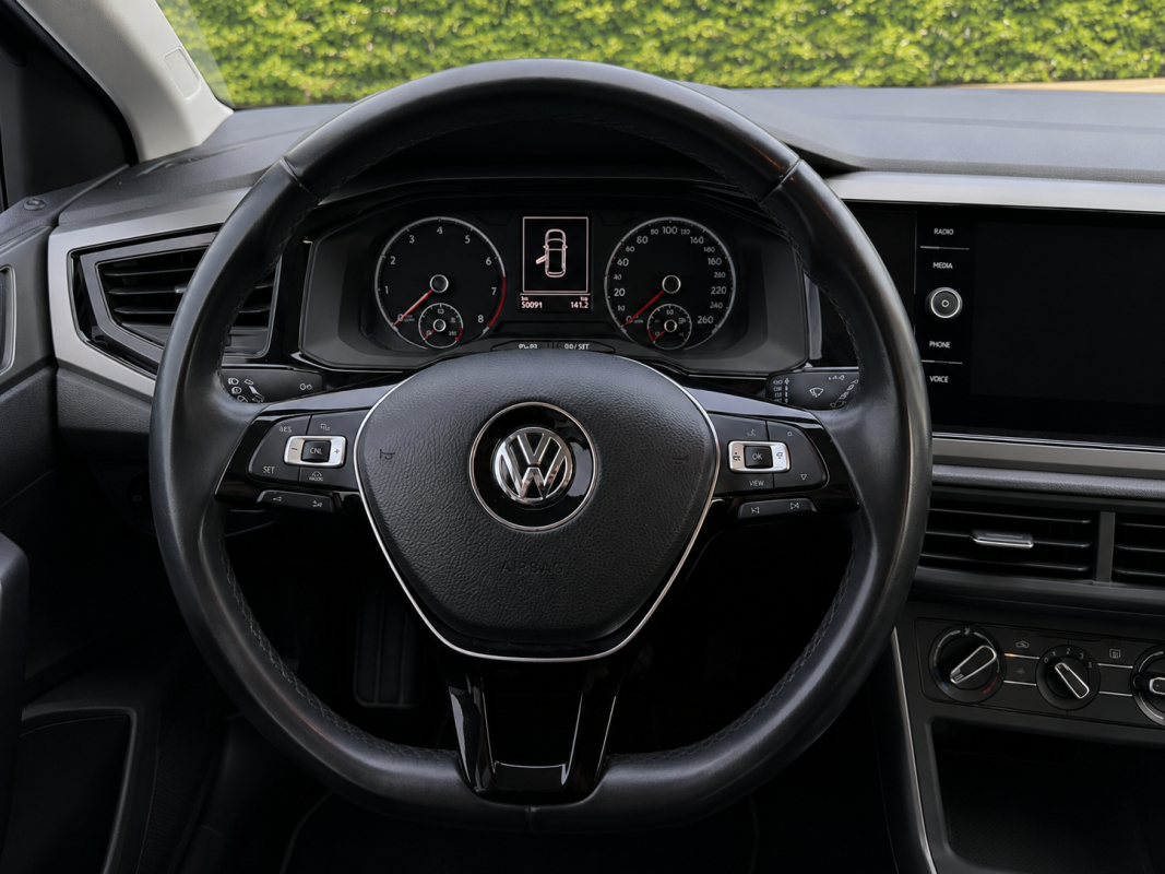 Volkswagen Polo — 11