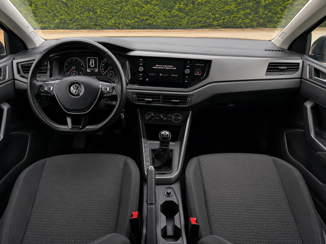 Volkswagen Polo — 9
