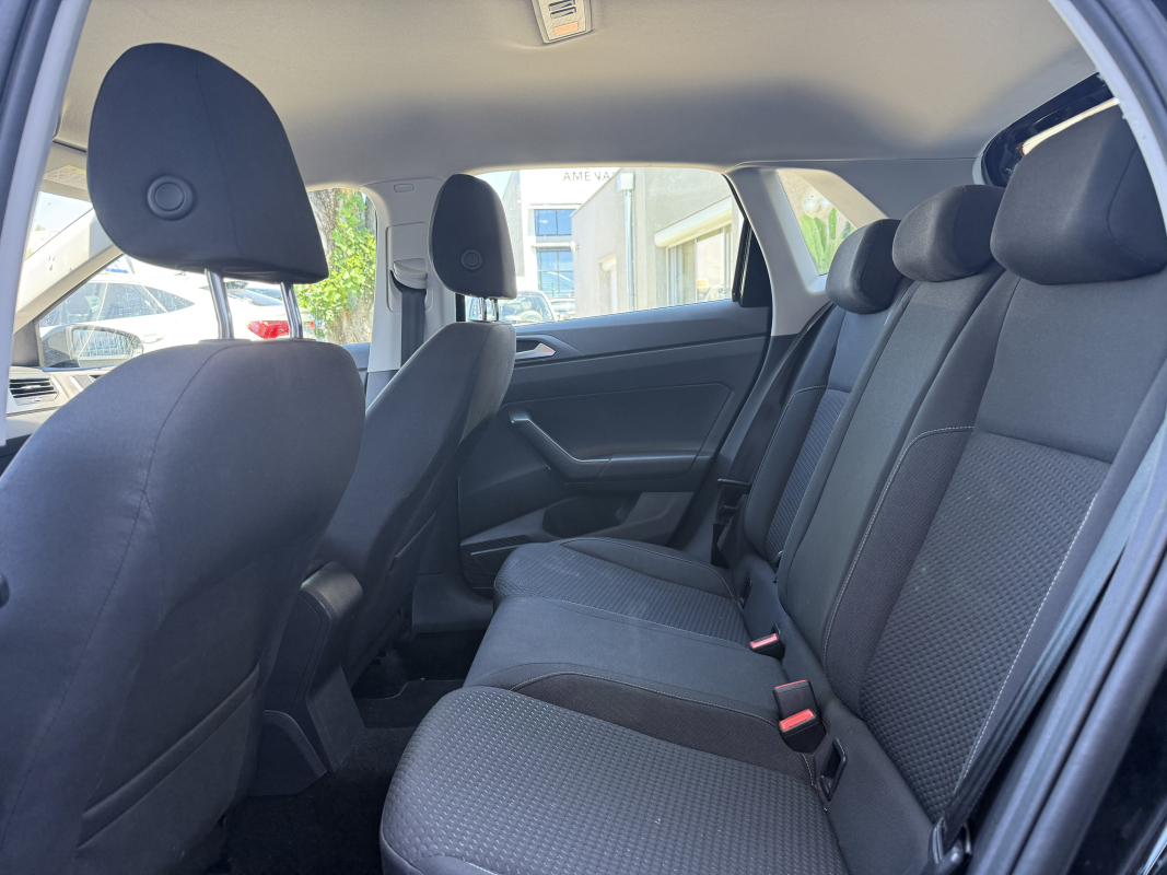 Volkswagen Polo — 13