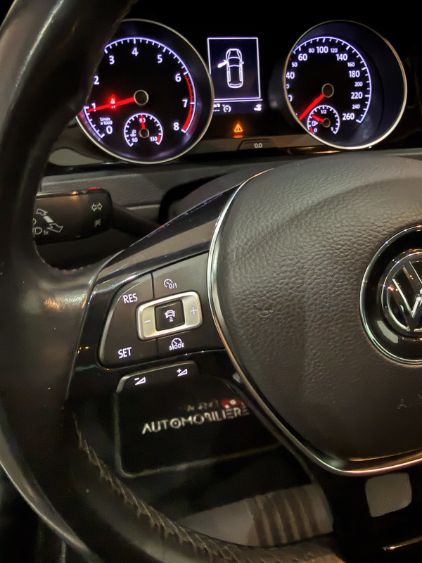 Volkswagen Golf — 24