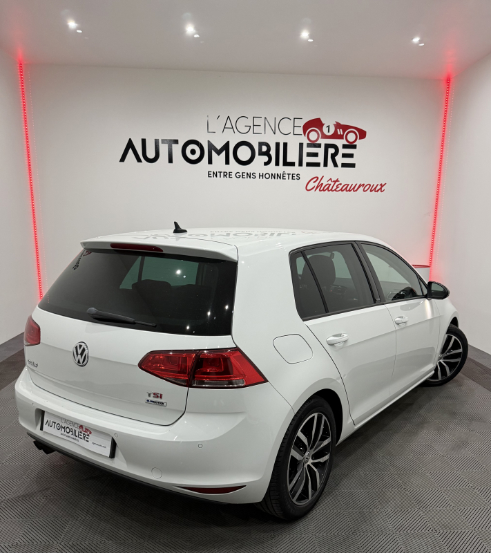 Volkswagen Golf — 5