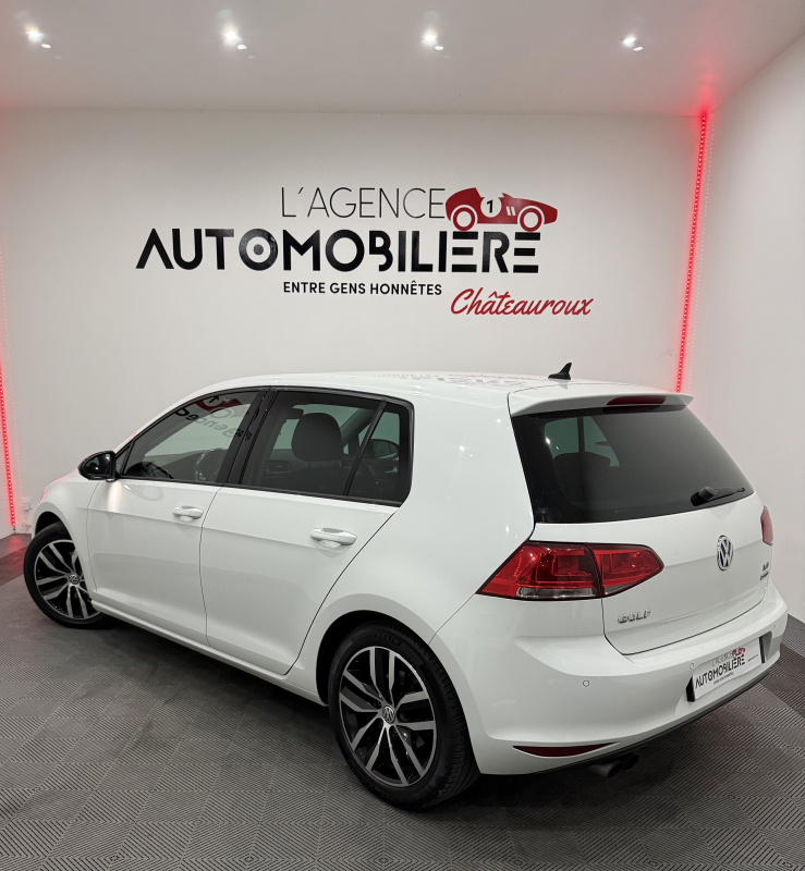 Volkswagen Golf — 7
