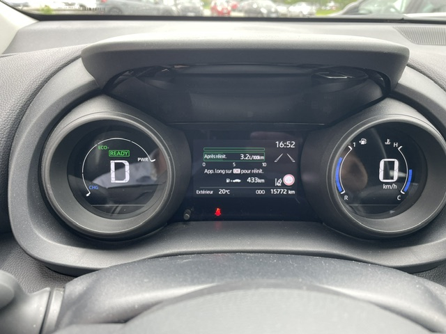 Toyota Yaris — 14