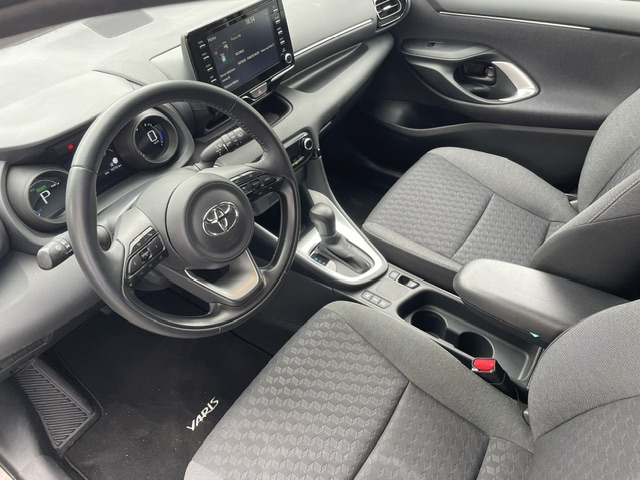 Toyota Yaris — 11