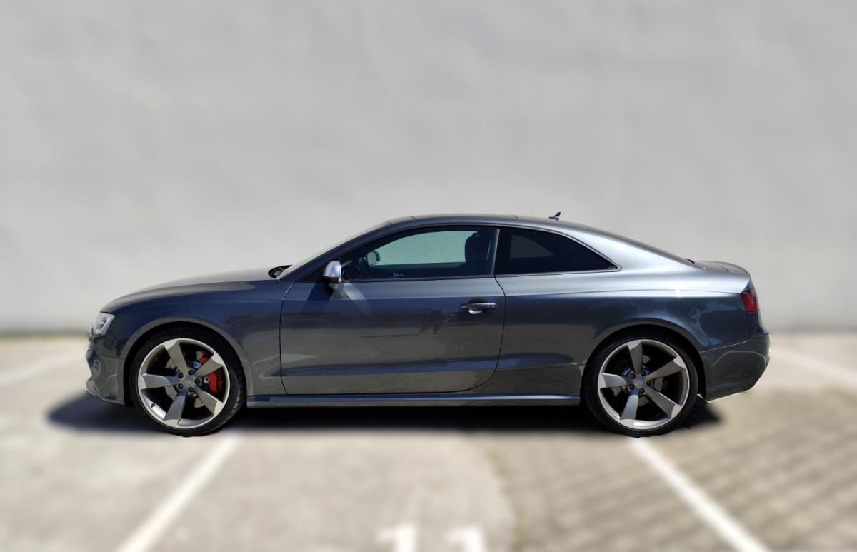 Audi RS5 — 2