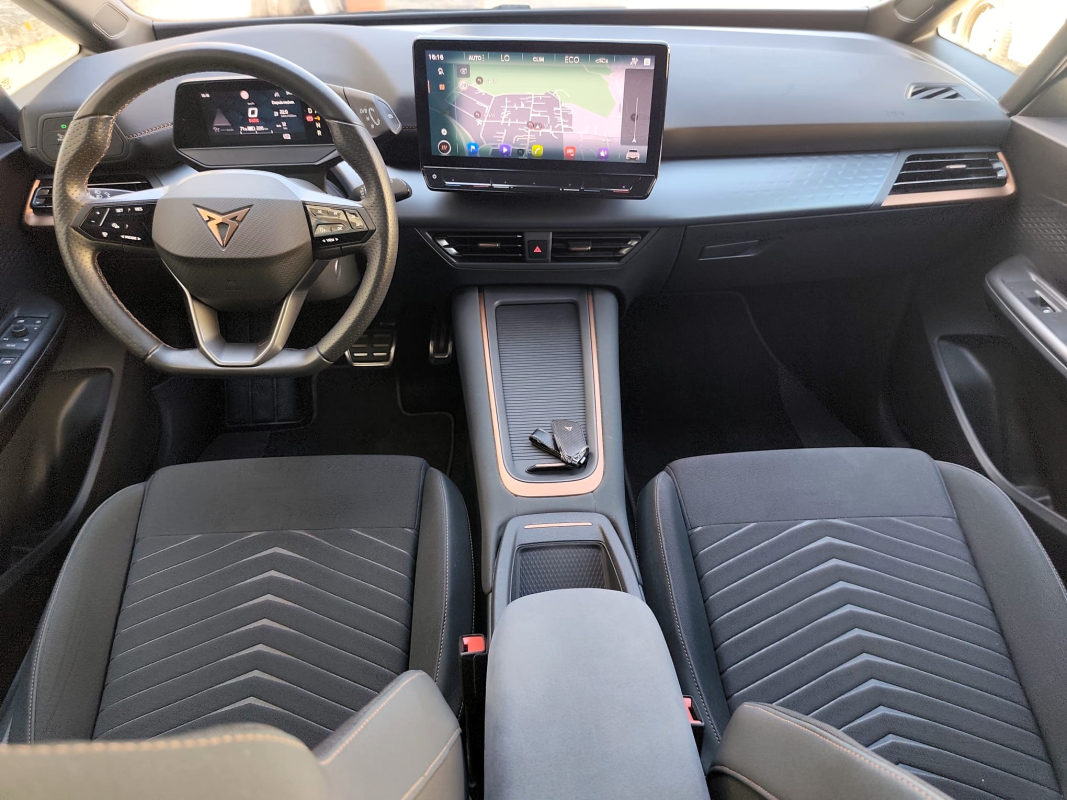Cupra Born — 9