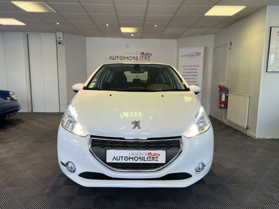 Peugeot 208 — 23